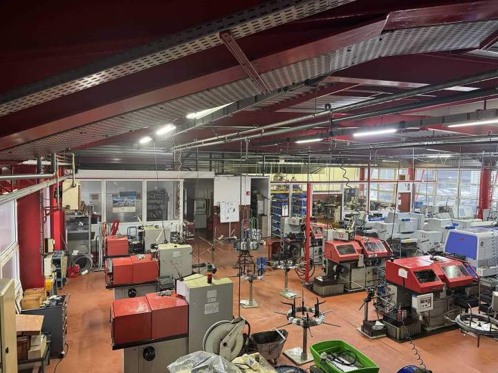 Atelier de décolletage d'acier Cluses