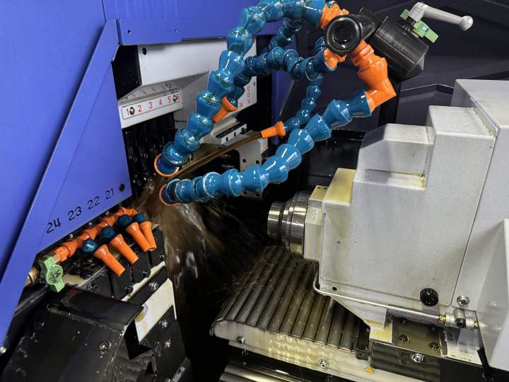 Machine de décolletage Cluses